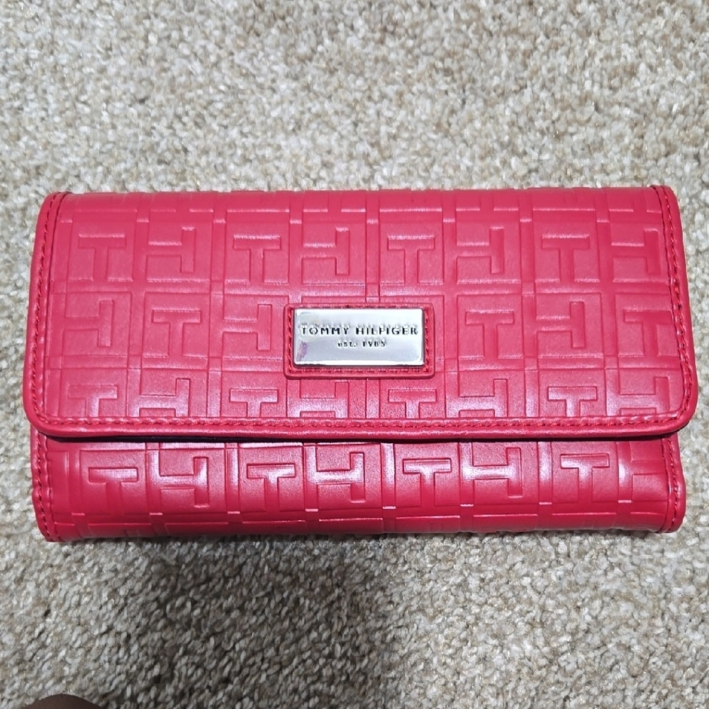 Tommy Hilfiger Red Quilted Wallet